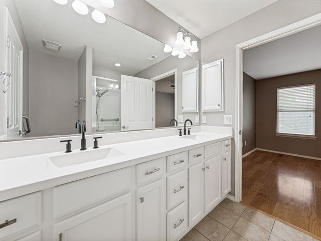 1649 Antelope Hills Drive, Frisco, TX 75036