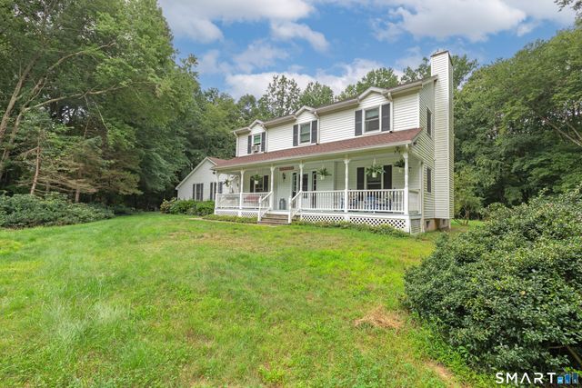 417 Chestnut Tree Hill Road, Oxford, CT 06478