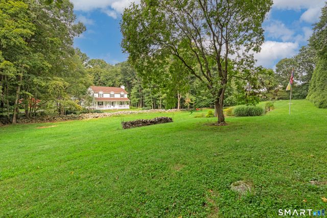 417 Chestnut Tree Hill Road, Oxford, CT 06478