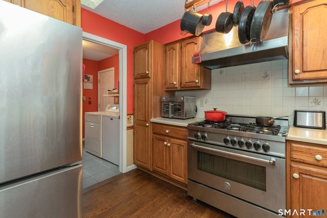 417 Chestnut Tree Hill Road, Oxford, CT 06478