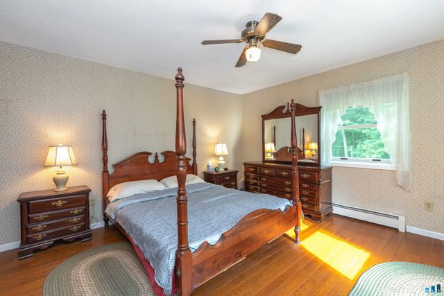 417 Chestnut Tree Hill Road, Oxford, CT 06478