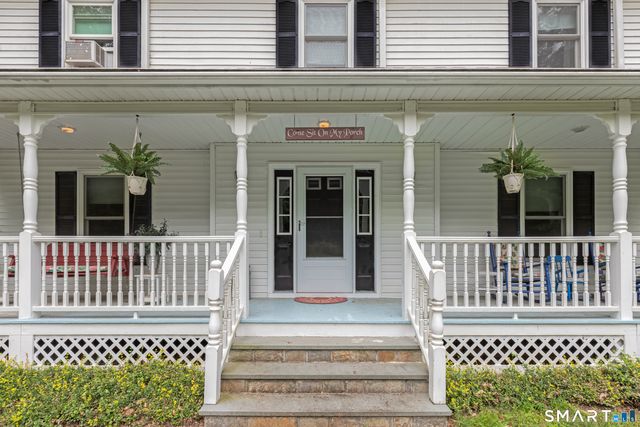 417 Chestnut Tree Hill Road, Oxford, CT 06478