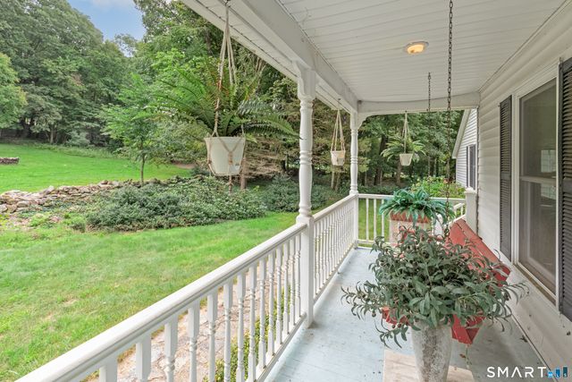 417 Chestnut Tree Hill Road, Oxford, CT 06478