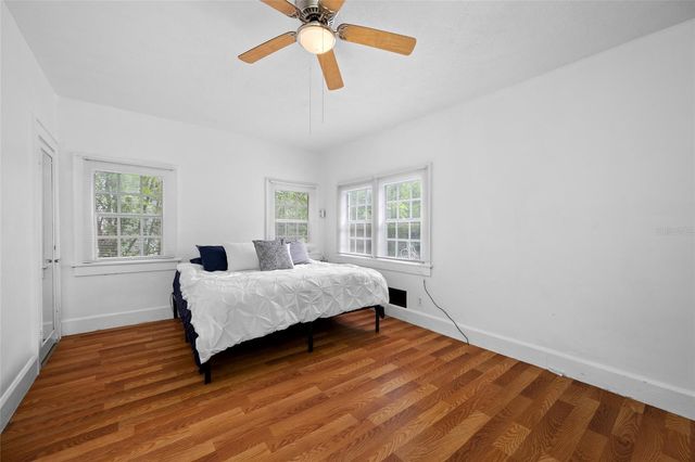 1225 11TH STREET N, St Petersburg, FL 33705