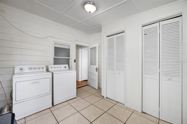 1225 11TH STREET N, St Petersburg, FL 33705