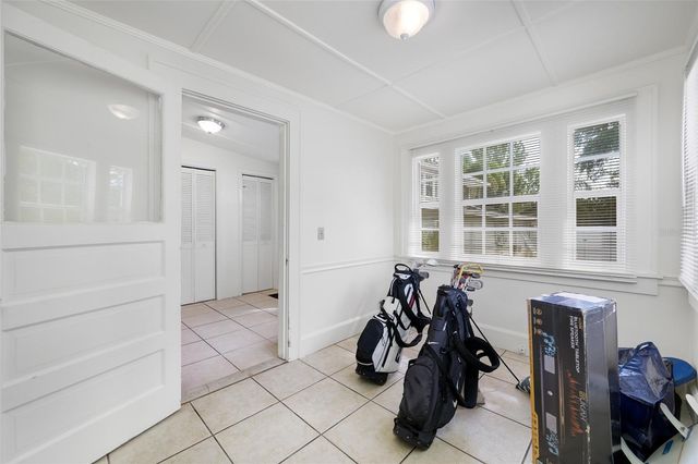1225 11TH STREET N, St Petersburg, FL 33705