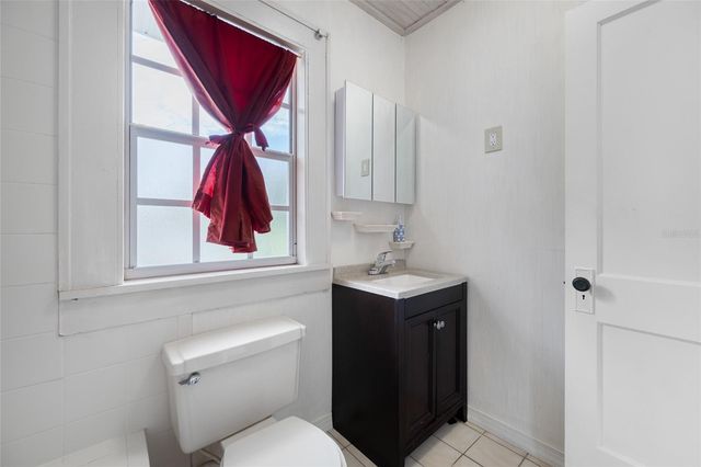1225 11TH STREET N, St Petersburg, FL 33705