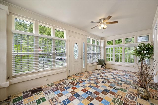 1225 11TH STREET N, St Petersburg, FL 33705