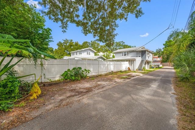 1225 11TH STREET N, St Petersburg, FL 33705