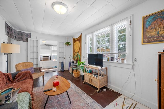 1225 11TH STREET N, St Petersburg, FL 33705