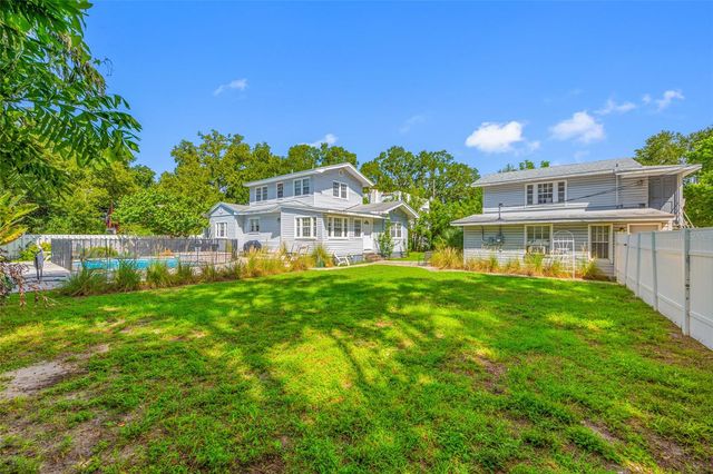 1225 11TH STREET N, St Petersburg, FL 33705