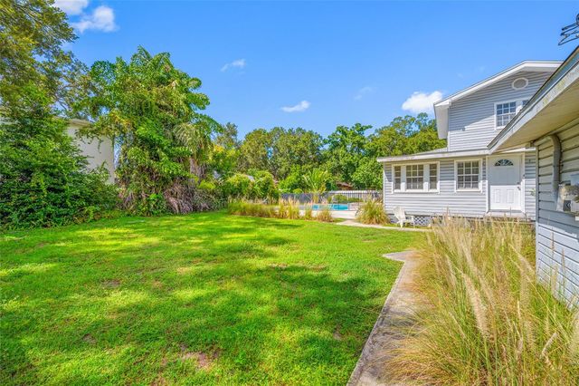 1225 11TH STREET N, St Petersburg, FL 33705