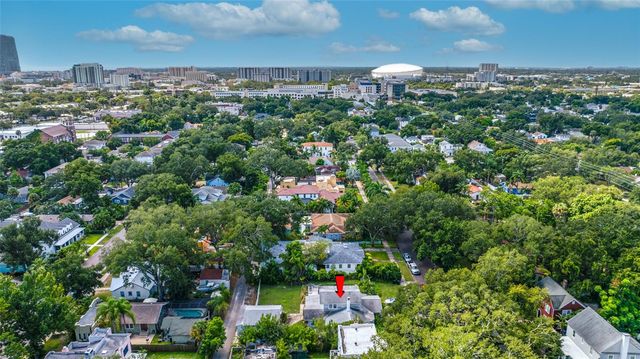 1225 11TH STREET N, St Petersburg, FL 33705