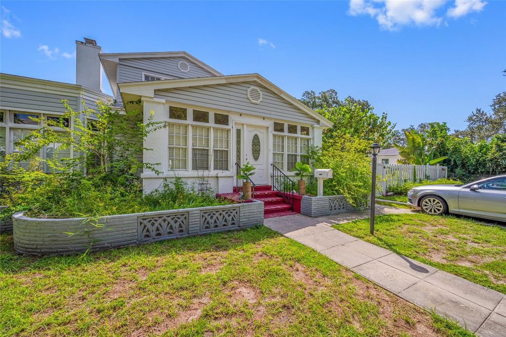 1225 11TH STREET N, St Petersburg, FL 33705