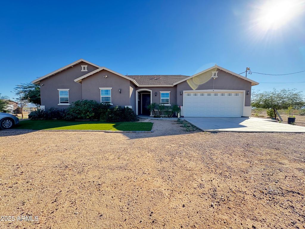 30515 W MORNING VISTA Lane, Wittmann, AZ 85361