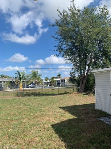 11460 Summerwinds CT, Fort Myers, FL 33908