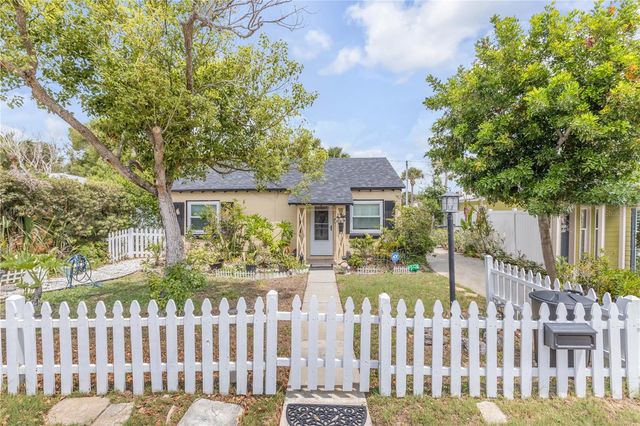 204 CONDICT DRIVE, New Smyrna Beach, FL 32169