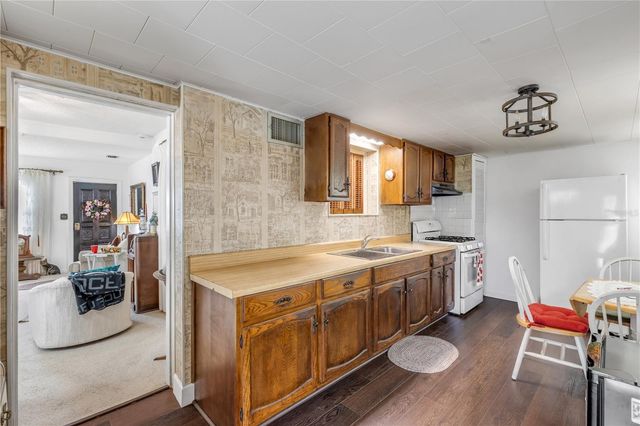 204 CONDICT DRIVE, New Smyrna Beach, FL 32169