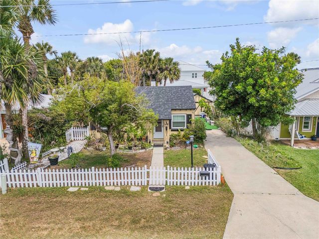 204 CONDICT DRIVE, New Smyrna Beach, FL 32169