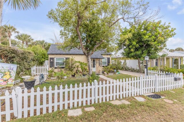 204 CONDICT DRIVE, New Smyrna Beach, FL 32169