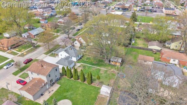 6964 Nightingale Street, Dearborn Heights, MI 48127