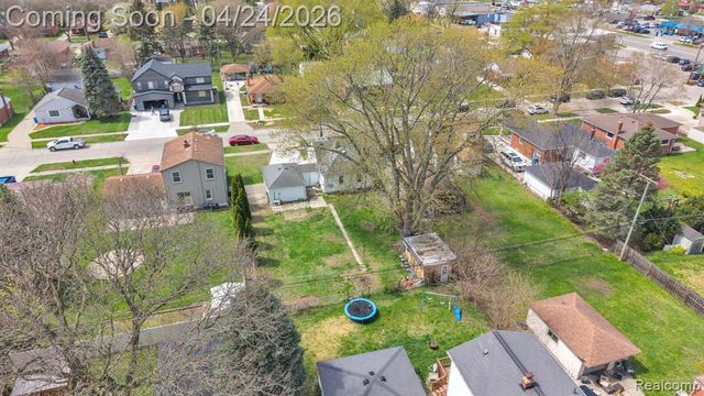 6964 Nightingale Street, Dearborn Heights, MI 48127