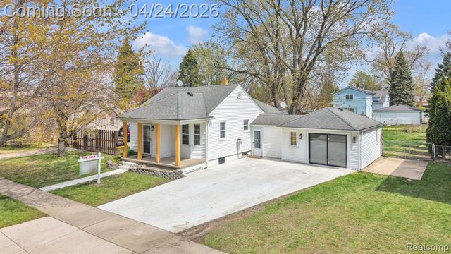 6964 Nightingale Street, Dearborn Heights, MI 48127
