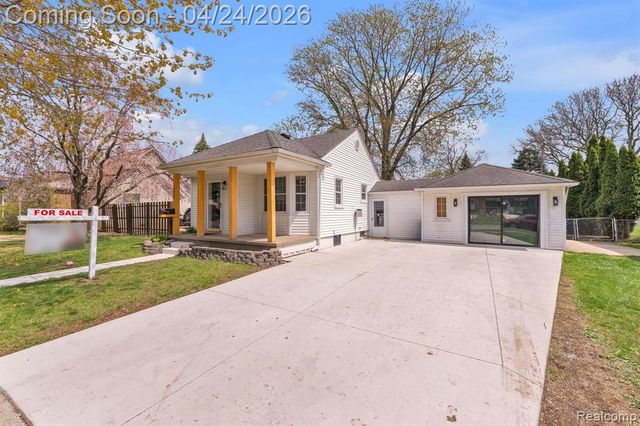 6964 Nightingale Street, Dearborn Heights, MI 48127