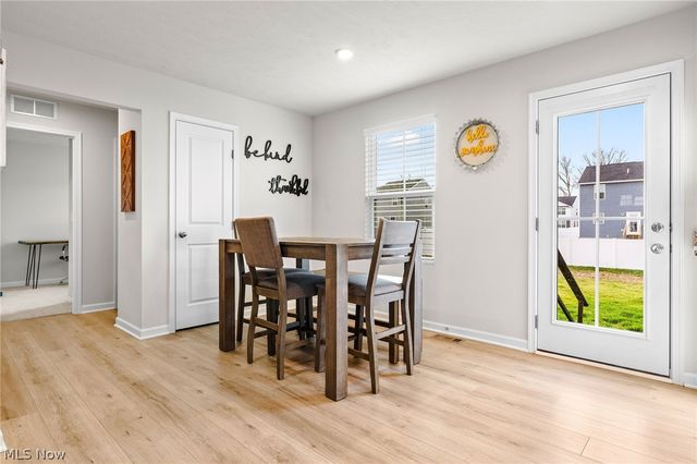 218 Leather Leaf Drive, Elyria, OH 44035