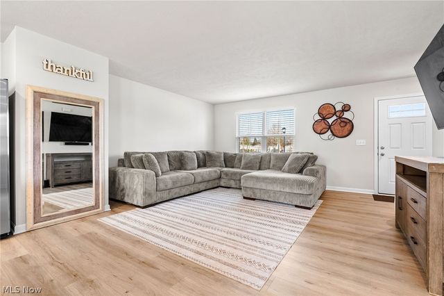 218 Leather Leaf Drive, Elyria, OH 44035