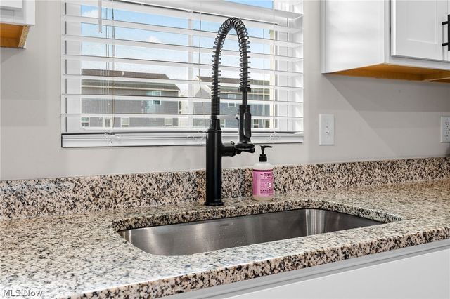 218 Leather Leaf Drive, Elyria, OH 44035