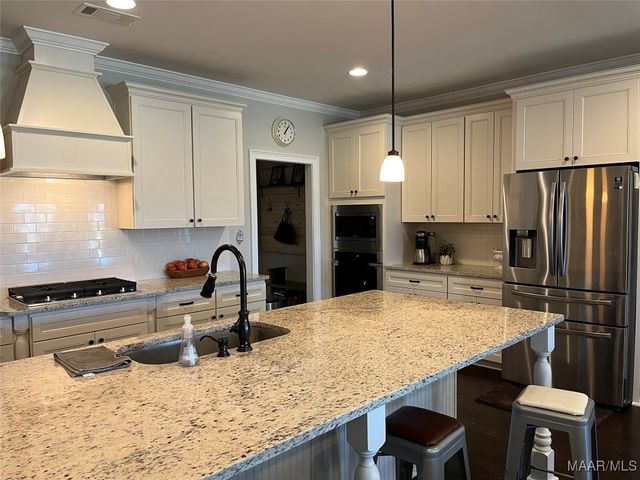 454 Sage Brook, Pike Road, AL 36064