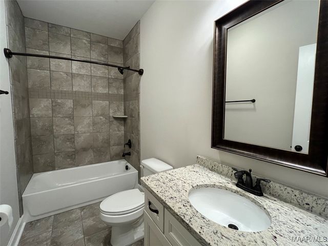 454 Sage Brook, Pike Road, AL 36064