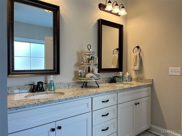 454 Sage Brook, Pike Road, AL 36064