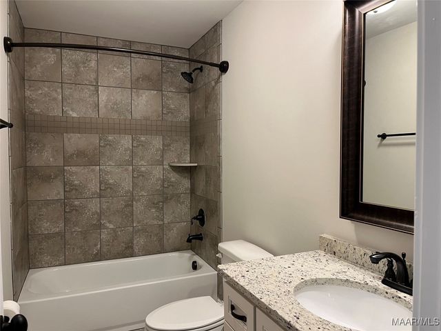 454 Sage Brook, Pike Road, AL 36064