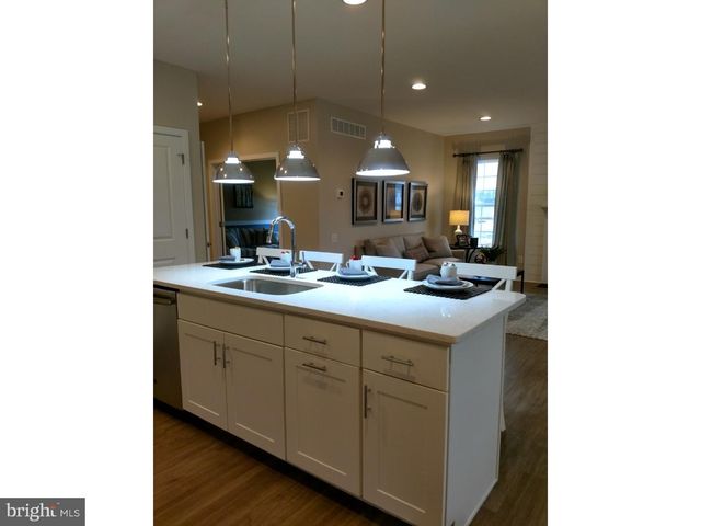 1003 ROBINSON RD, Townsend, DE 19734