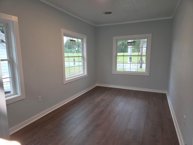 2106 Cairo Road, Paducah, KY 42001