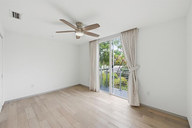 714 NE 14th Avenue 102, Fort Lauderdale, FL 33304