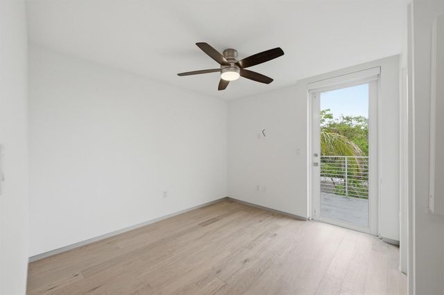 714 NE 14th Avenue 102, Fort Lauderdale, FL 33304