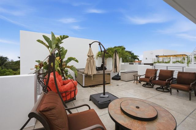 714 NE 14th Avenue 102, Fort Lauderdale, FL 33304