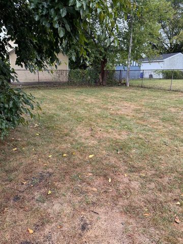 934 43rd STREET, Kenosha, WI 53140