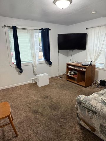 934 43rd STREET, Kenosha, WI 53140