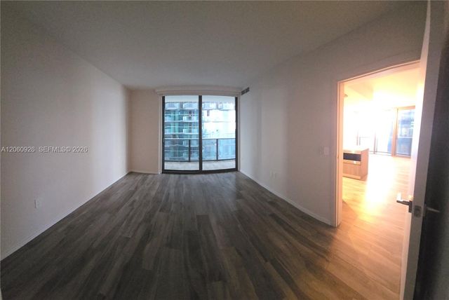 801 S Miami Ave 2205, Miami, FL 33130