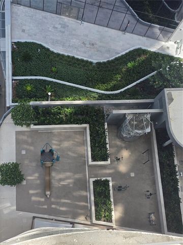 801 S Miami Ave 2205, Miami, FL 33130