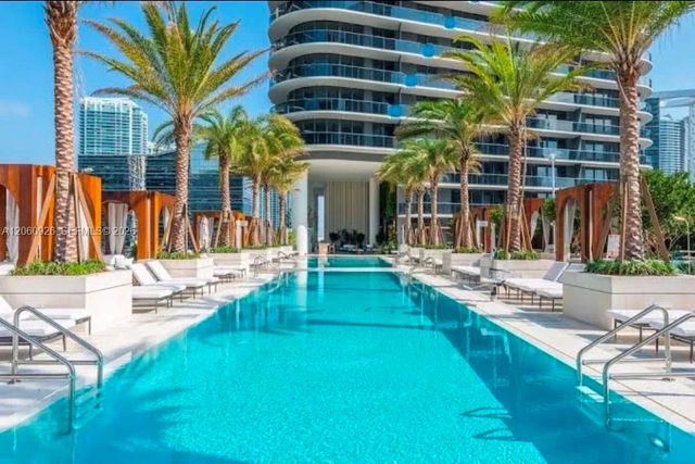 801 S Miami Ave 2205, Miami, FL 33130