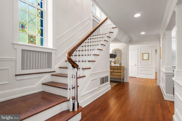 511 FISHERS RD, Bryn Mawr, PA 19010