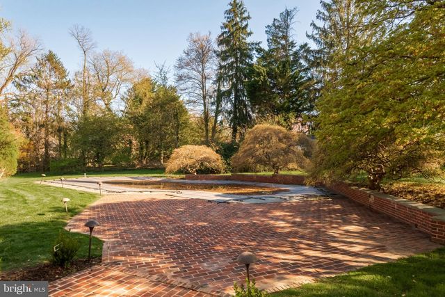 511 FISHERS RD, Bryn Mawr, PA 19010