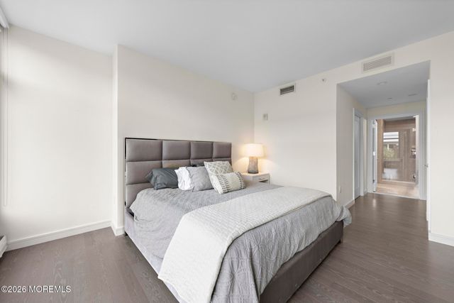 30 Melrose Terrace 304, Long Branch, NJ 07740