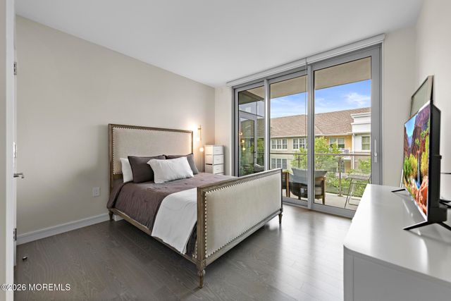 30 Melrose Terrace 304, Long Branch, NJ 07740