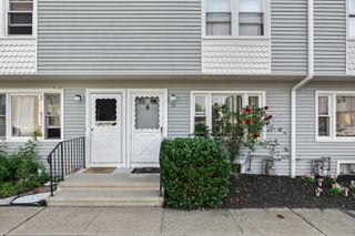 484 First Avenue 12, West Haven, CT 06516